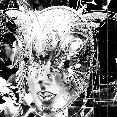 ellegold's profile picture. ellegold.eth