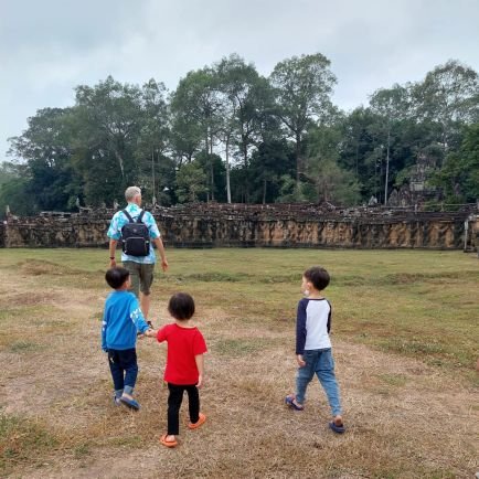 Cambodian expat, cinephile, father of three young boys