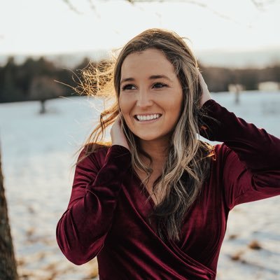 Llegere5's profile picture. Maine | Instagram: laurenlegere_