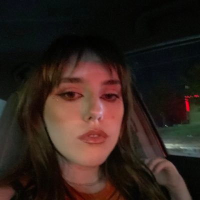 free palestine 🇵🇸 | disabled commie lesbian ☭ ❤️🔥| 24