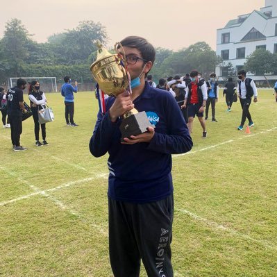 21|Cricket Fanatic|Culé|Current Affairs|Investing|India|Dhoni|Messi|CSK💛🦁