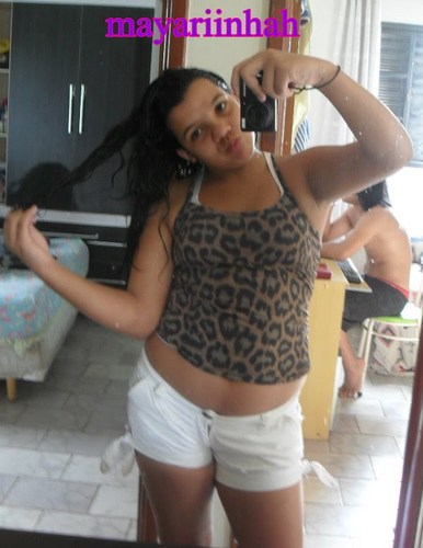 Ah meninaa ki poukos conhece mtoo  julgaa 
mtoos falla mais poukoos conheceee 
Sou oqee sou i ninqeem vai mi mudar ♥