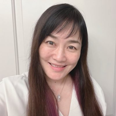 アメリカに住む日本人。 フロリダ州オーランド在住。英語→@emisakura_gtmv