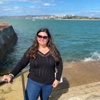 CPV89's profile picture. Santanderina de nacimiento,Asturiana de corazón.Lo mejor de la vida son los pequeños detalles, mi lema es : Sonreír sin motivo