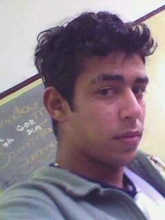 19 anos~Leonino~Enjoado~Chato~Palhaço~Parceiro pra tudo   ~http://t.co/KyhGBboGaL     se qser conhecer melhor e aki.