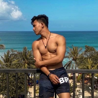 Fitness Enthusiast 🇲🇨 | for business inquiries DM instagram ⬇️