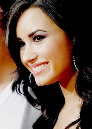 Para todos os fãs e admiradores da Sammy do @DemiMyAir ♥ Nós não somos a Samantha.