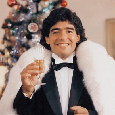La que tiene a Messi y Maradona🇦🇷
⚪Real Madrid⚪ y nada más 💪🏼