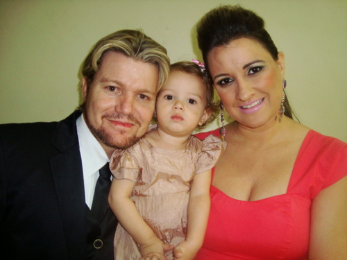 Junio Rocha casado com Maria de Fátima a quem amo muito e pai de Isabela Rocha e Salém Rocha amo meus filhos .Sou apaixonado pelo Senhor Jesus.