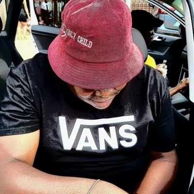 Iam the only King in town. Iam king Nando . Iam the king of Zero One 2.