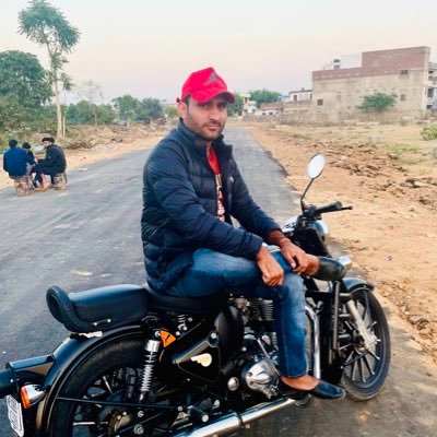 badrimuwal's profile picture. give respect and take respect