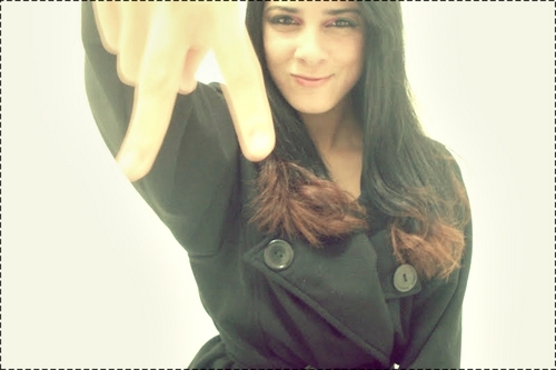 eu sou assim.sou intensa,impulsiva
indecisa.controladora,possesiva,
confusa,carente,chata,nervosa,mandonae
ciumenta!