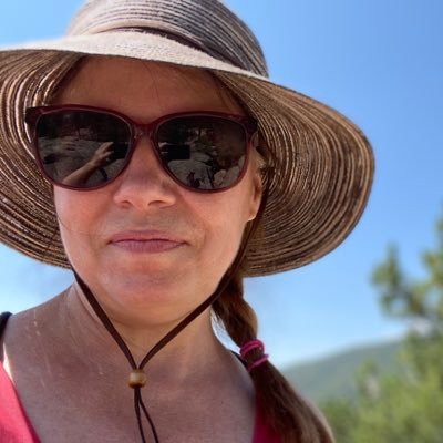 #Colorado transplant from the Midwest. Recovering journalist and bemused observer of health and economic policy. #Writer/editor/content (ugh) producer