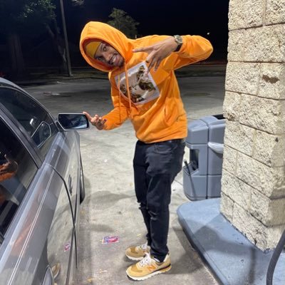 Back At It ‼️💢 Graphic Designer 🎨 #LLTJ #LLAD #LLCB 🕊 sc: quinlan_knight 🥶 IG: Supremeknight22 😈