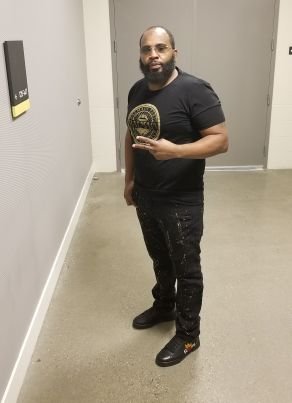 Tra8CGP's profile picture. Live and outgoing, spontaneous Gemini