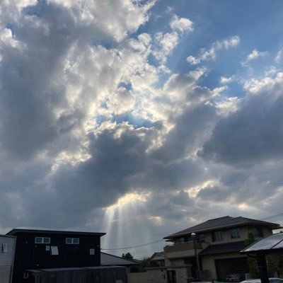 aokichi_world37's profile picture. 複業始めましたｌ30代後半ｌ毎日勉強中ｌでもうまく足が動かず、停滞中ｌ考えるな感じろｌいや、考えろｌ