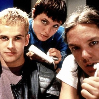 just4twitts's profile picture. 