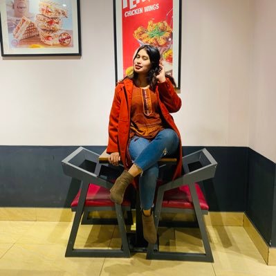 drhabiba95's profile picture. I’m a doctor obviously I can treat you better if Allah wanna save you. Always say In-sha-Allah 😇