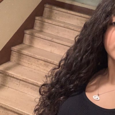 derbal_nesrine's profile picture. 216 95~92