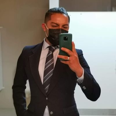 Apasionado por la tecnología y el aprendizaje, con interés por dar soluciones a problemas en base al desarrollo de software