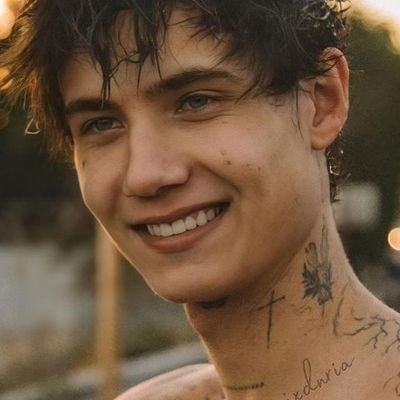 jxdnfannx's profile picture. Just a fan :)