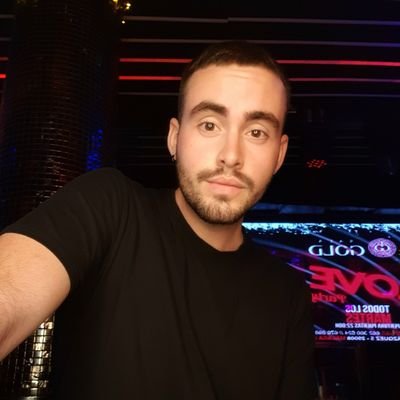 jose13_leiva's profile picture. alegre :) comprensivo y siempre de cachondeo.
25 
Mi instagram es @jose13leiva