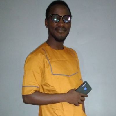 sociologue, enseignant des cours de philo-ecm, au GS yattaya, csas, à l'école internationale kaporo etc... narrateur ou amateur journaliste depuis 2013-2014