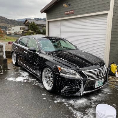 J1n___'s profile picture. LS460 / JB23 / 最近は釣りの人