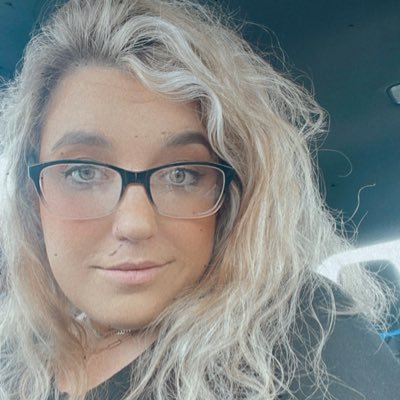 madge_24's profile picture. ✌️☪↟✵❂