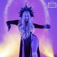 Laura Wesker (@shewhodidntburn) 's Twitter Profile