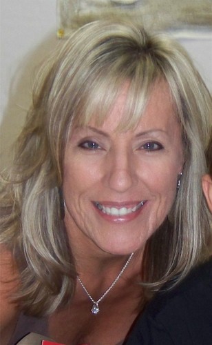 KarenBeasanski's profile picture. 