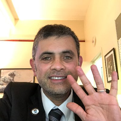 DrNickSmiff's profile picture. Doctor 2yrs Penguin keeper 6mths  HT 14 yrs Author of 'Head Trauma' The Bruising Diary of a Headteacher https://t.co/di5YqzbaLm… Now I'm a A&E receptionist!