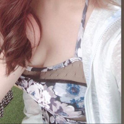 syou19911211's profile picture. 都内にコッソリ生きている女の裏垢です（笑）普通のつぶやきも変態なつぶやきもしますよ！おっきいの好き♡アダルト動画も見ます