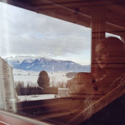 ninaszilagyi's profile picture. 🇭🇺 25
📷 @ninaszilagyi
👻 @mitchieeele