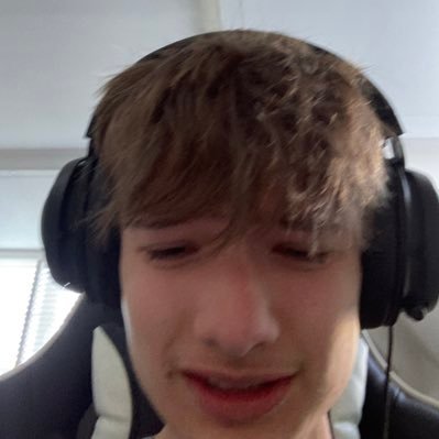 EthanHammond02's profile picture. Hi