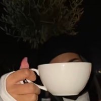 JEE (@uiuu21) 's Twitter Profile