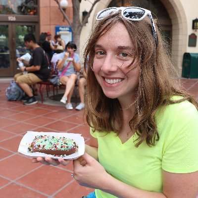 anmapie's profile picture. 👩‍💻 🏍️ 🐈 ⛰️ 🍰 🏰 ⚾