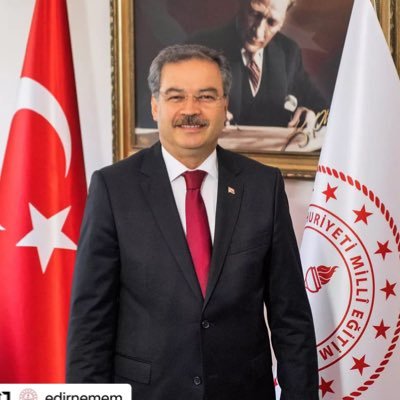Dr_Onderarpaci's profile picture. Gaziantep İl Milli Eğitim Müdürü