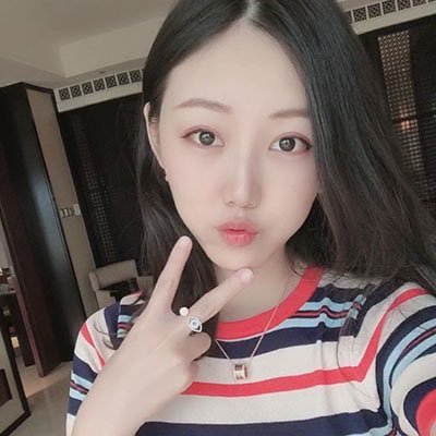 Yan_TTT0's profile picture. Only those who never look up at the stars, will not fall into the pit.