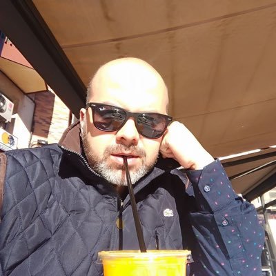 Gerente Tus Envios Rioja,Vicepresidente Racing Rioja Club de Fútbol