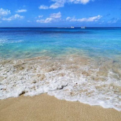 unnaa36's profile picture. Treat People The Way You Would Like To Be Treated..