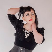 Elizabeth McGeown(@CandysEyes) 's Twitter Profile Photo