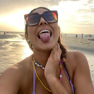 pensamentos soltos e filosofias minhas. fica se gostar 🍃🪬