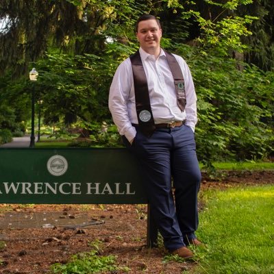 BrodyWasson's profile picture. UO Alum 💛💚 || Oregon raised 🌲🌳|