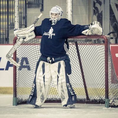 PWHPA | #34 | Goalie Coach | Graphic Design Student | 🐶 Charlie