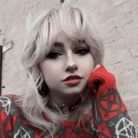 mads (@lilgothmom) 's Twitter Profile