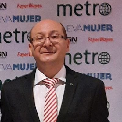 CEO Santo Comercio & Promo Empresas Vip, 100% emprendedor .Representante de Diario Metro Ecuador, para Santo Domingo de los Tsáchilas.
Director de DIPLOMACIA.