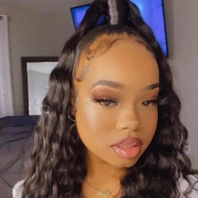 Alexxbeaute's profile picture. Nail Tech 💅🏾💎Dm me to book