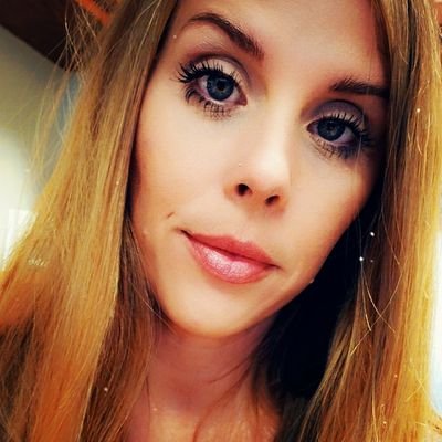 HeezyPeasy's profile picture. 👻HeatherP515

IG:: heezypeasy

























































Pretty ▪︎ Vibes ▪︎ Dope ▪︎ Energy