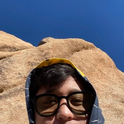 HeeyDerek's profile picture. 